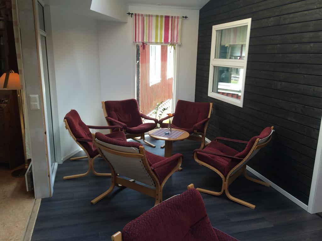 Foellingen Hotell Kisa Exterior foto